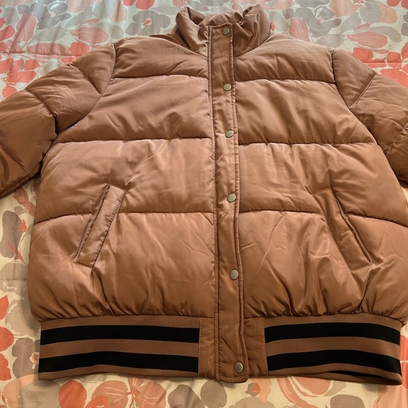 Puffer Jacket- Light Pink - Picture 3 of 5
